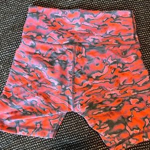 Wunder Train 6” Short